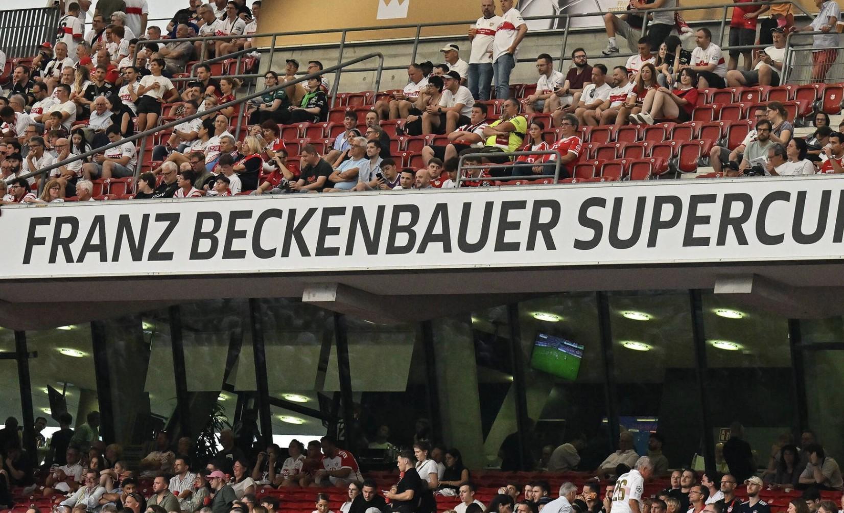 星空体育官方网站-觉得德超杯没意义，斯图加特和拜仁部分球迷进行了抗议