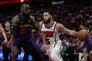 周一竞彩篮球焦点赛事:火箭客场欲雪耻 湖人面临考验