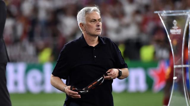 星空体育在线-1座奖杯2场决赛3年困局：如何评价穆帅的罗马生涯？