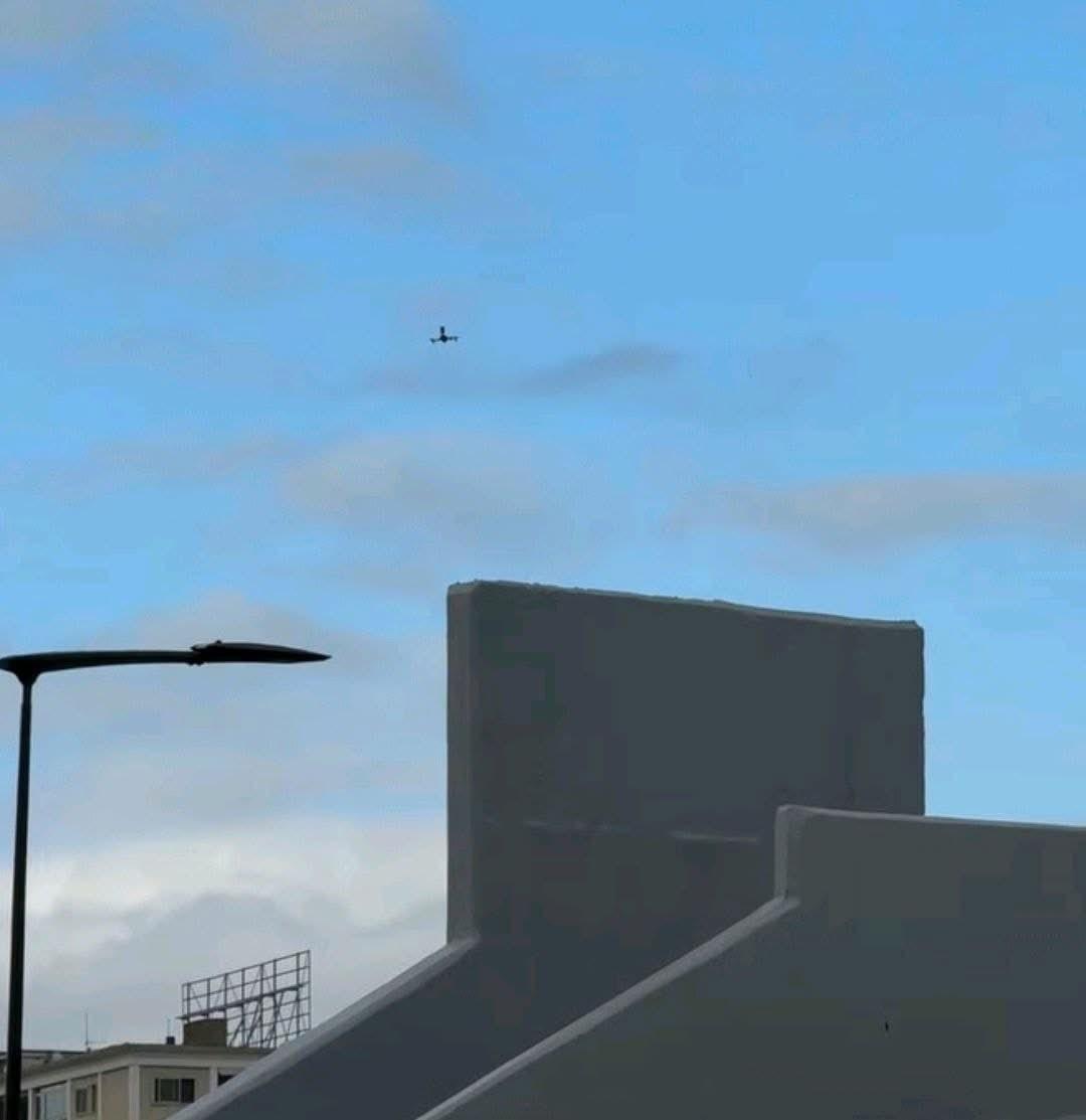 星空体育在线-刺探军情？备战非洲杯铜牌战的埃及队在训练中疑遭无人机监视